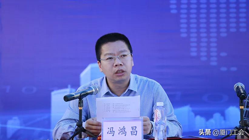 挖掘机大比赛，挖掘潜能，竞技成就辉煌