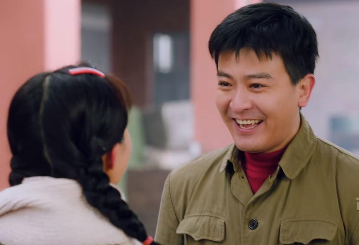 演员杨峥偶遇小巷中的独特风情