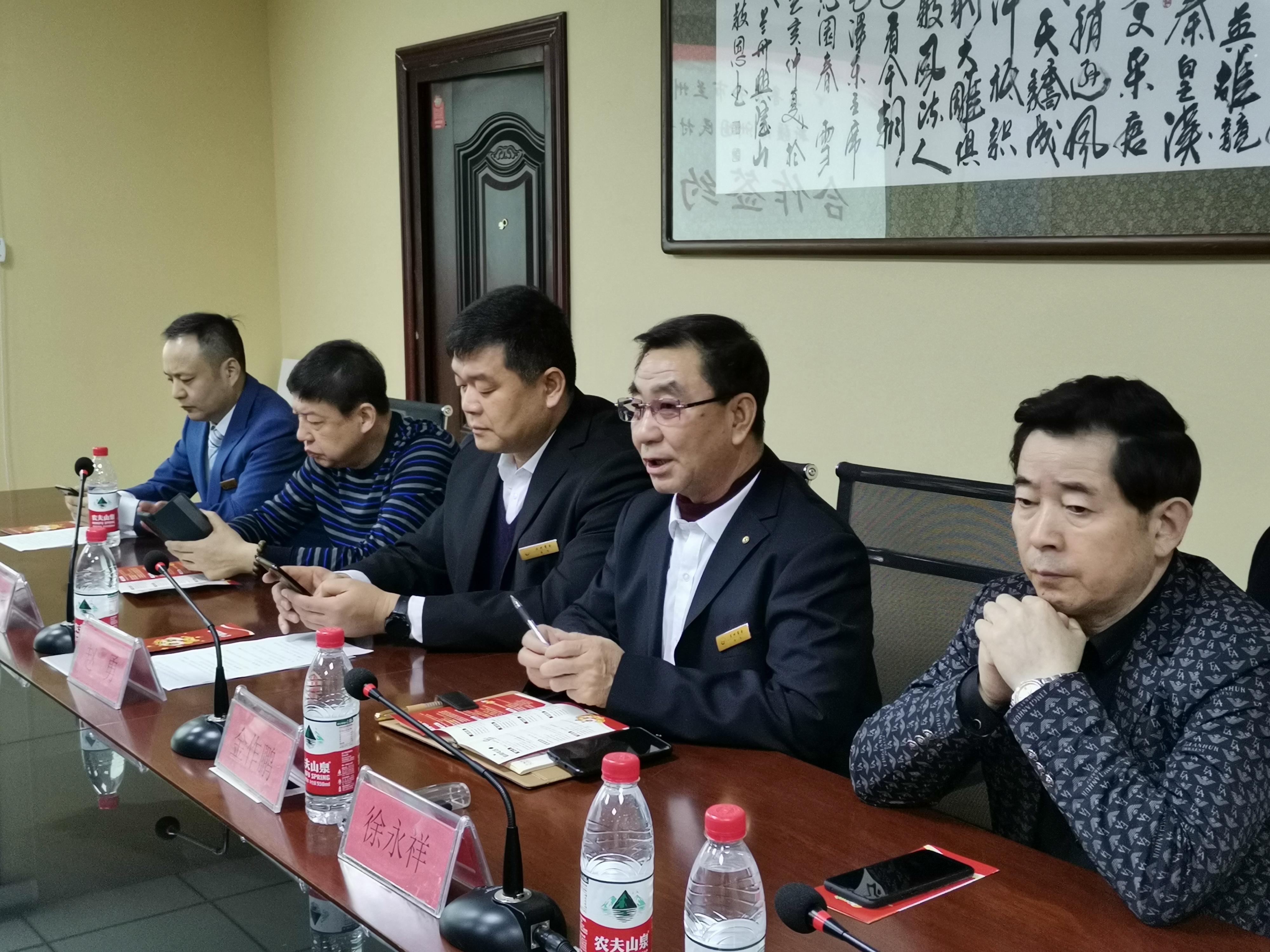 揭秘兰州银行上市之路，小巷特色小店背后的金融魅力之旅！