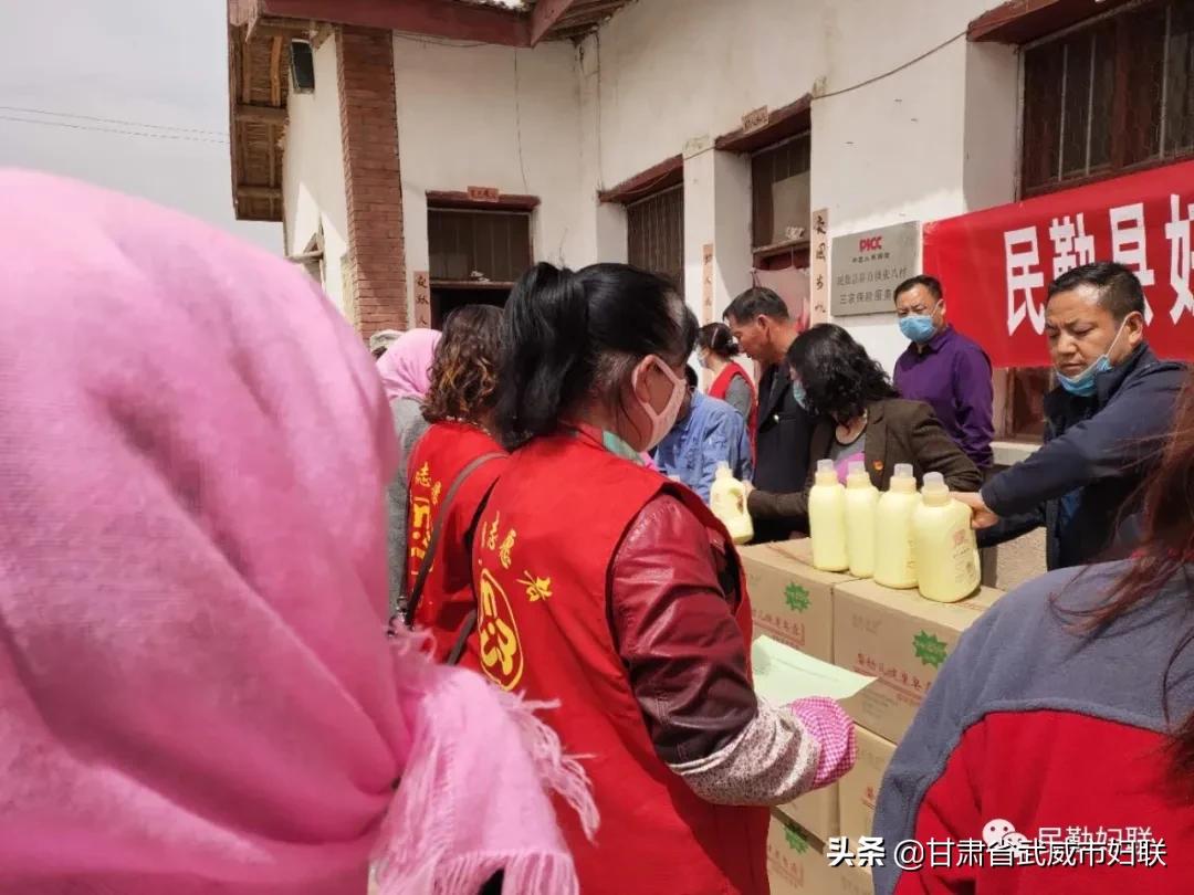 最新捐赠信息，善举照亮世界，爱心传递力量